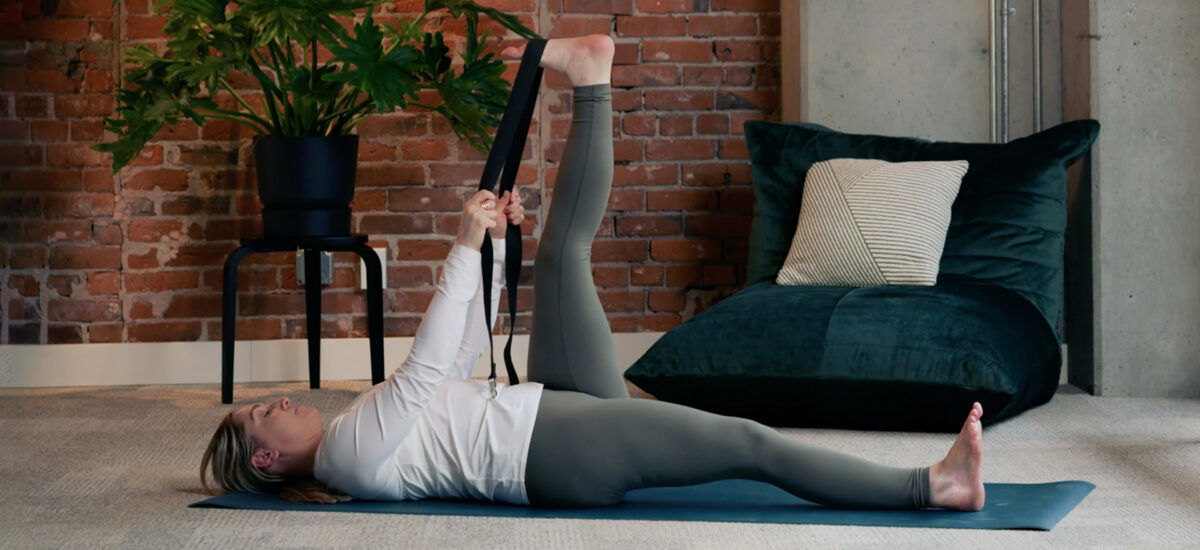 13 Hamstring Stretches for Back Pain & Tight Muscles