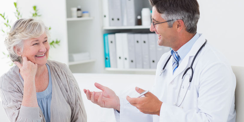 Elderly woman consults doctor