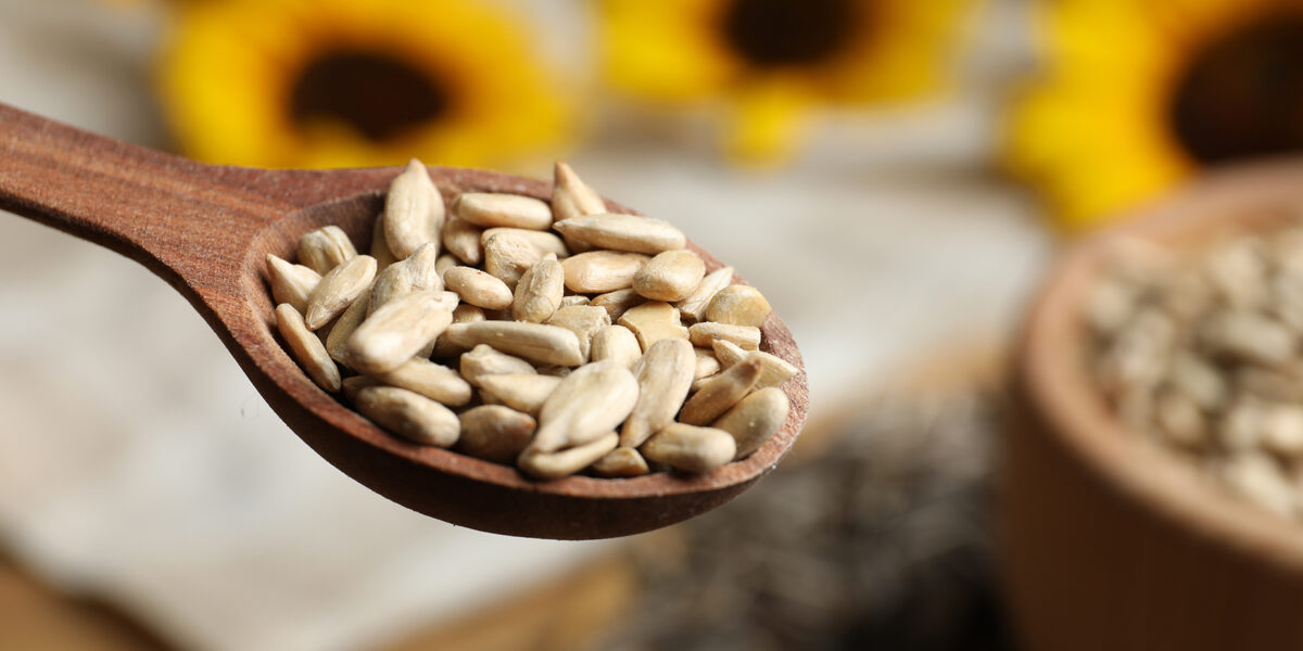 vitamin e in nuts